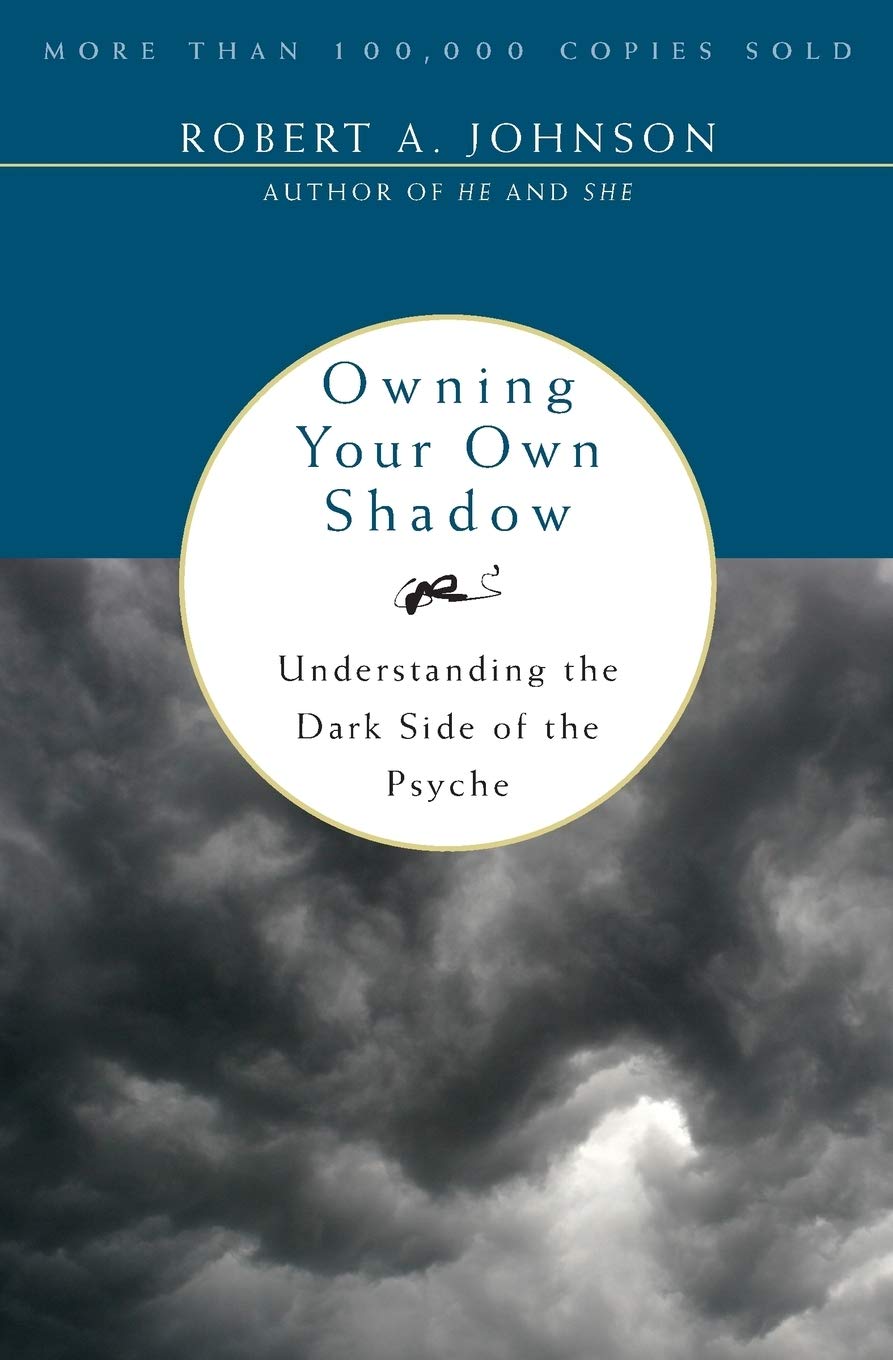 Owning Your Own Shadow: A Jungian Approach – Autoaceptación profunda: Aprende a reconocer y aceptar tus aspectos – Image 1