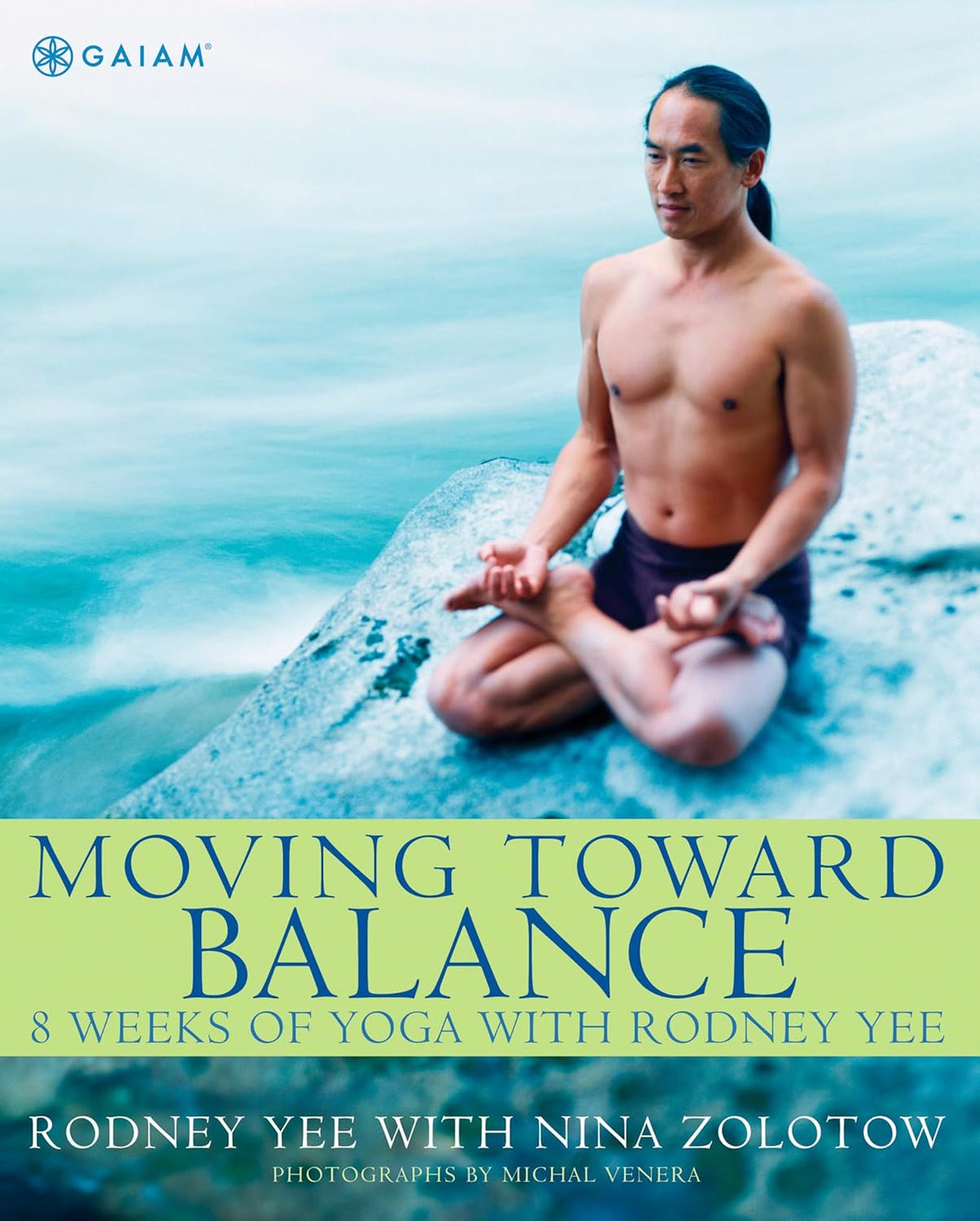 Moving Toward Balance: 8 Weeks of Yoga with – Programa de 8 semanas con instrucciones paso a paso. – Image 1