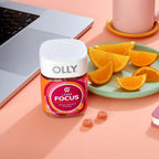 OLLY Laser Focus Gummy - Gominolas para la Concentración con Ginseng, Alfa GPC y Vitaminas B - Sabor Bayas y Mandarina - 36 Gominolas