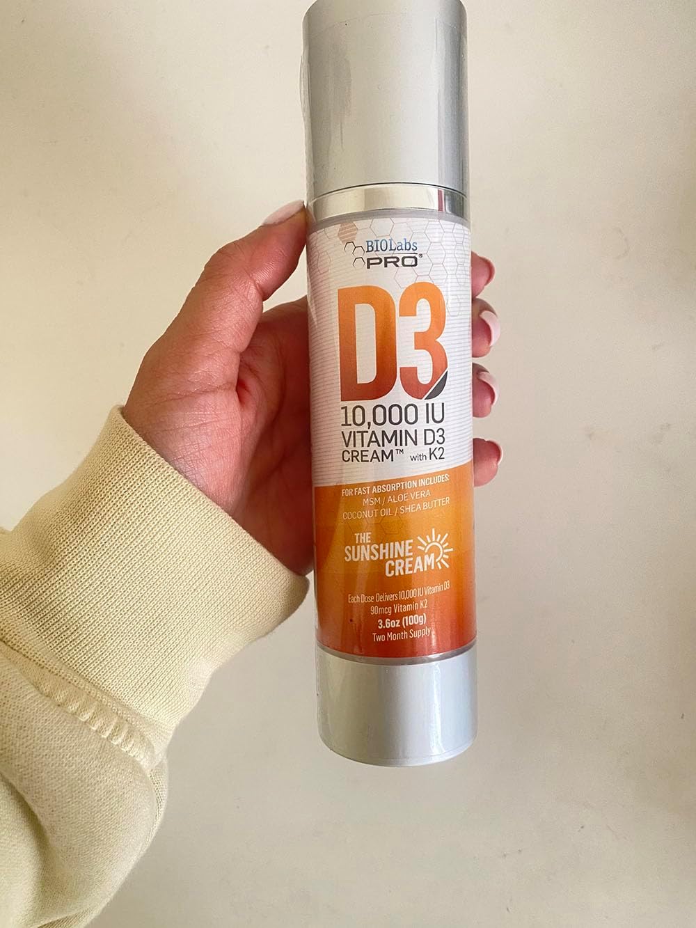 Crema de Vitamina D3 10000 UI con Vitamina K2 y Extracto de Hoja de Olivo - BioLabs PRO