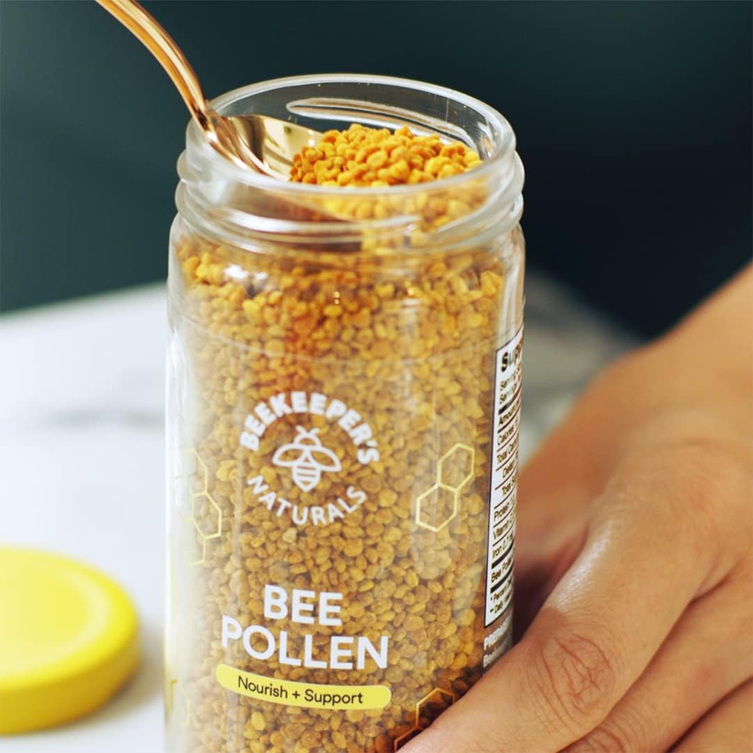 Beekeeper's Naturals - Gránulos de Polen de Abeja 100% Crudo, Enzimas Naturales Preservadas, Fuente de Vitamina B, Minerales, Aminoácidos y Proteína - Paleo y Keto, Sin Gluten (148 g)