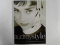 Audrey Style: Una biografía ilustrada del icono de la moda—Gracia, belleza y humor a través de entrevistas originales y bocetos de diseñadores