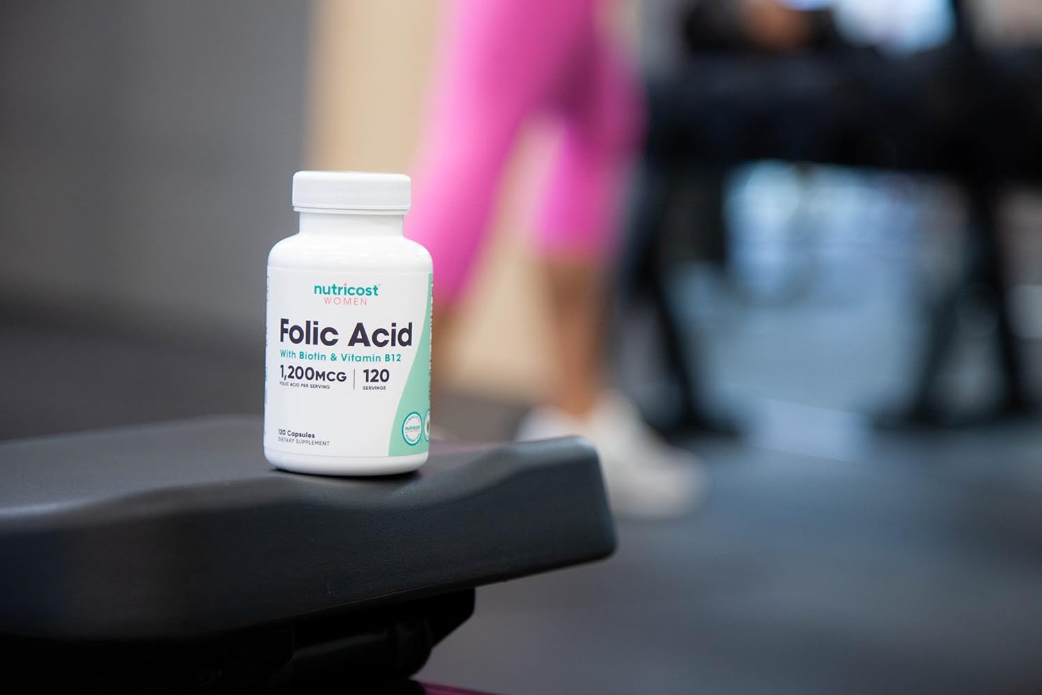 Nutricost Ácido Fólico para Mujeres 1200 mcg con B12 y Biotina, 120 Cápsulas