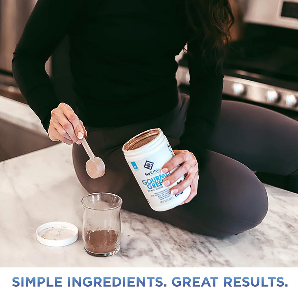 NuEthix Formulations Gourmet Greens Drink Powder – Suplemento en polvo con superalimentos, probióticos y enzimas – Sabor Berry – 30 porciones