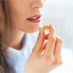 HALLS Defense Vitamin C Drops, Sin Azúcar, Sabor Cítricos, 25 Pastillas