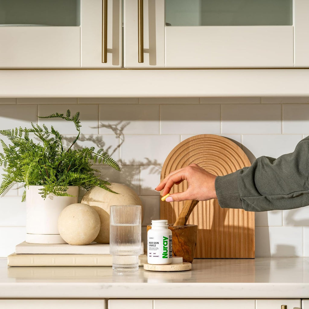 Nuray Vitaminas para Cabello, Piel y Uñas con Ácido Hialurónico, Biotina y Colágeno - Suplemento de Belleza con Vitamina B - 60 Cápsulas