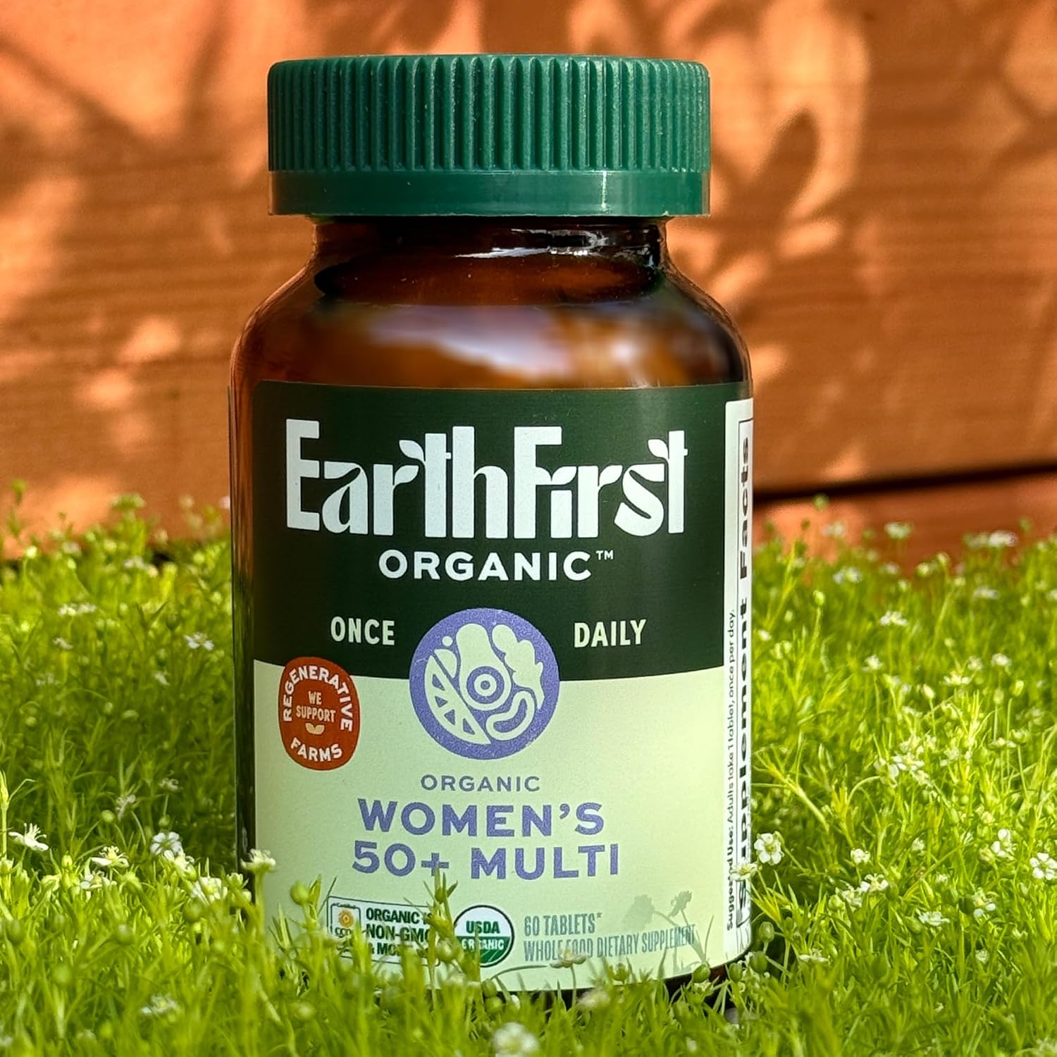 EarthFirst Organic Multivitamínico Diario para Mujeres 50+ 60 Comprimidos