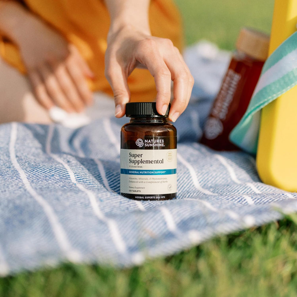 Nature's Sunshine Super Supplemental sin Hierro - Multivitamínico Completo con Minerales, Hierbas y Aminoácidos, 120 Comprimidos