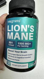 MEGNETA Extracto de Lion's Mane con Pimienta Negra, 120 Cápsulas