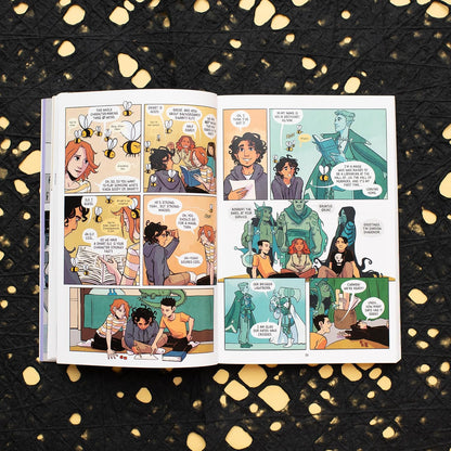 Buzzing (A Graphic Novel) – Autoconocimiento: Isaac aprende a comprender sus propios pensamientos y a pedir ayuda – Image 4