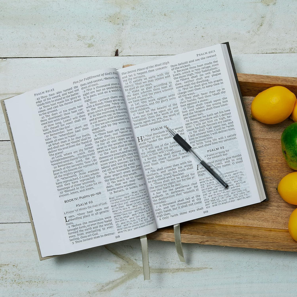 Santa Biblia KJV: Super Letra Gigante con 43.000 Referencias Cruzadas, Deluxe en Cuero Imitación Burdeos, Letra Roja, Comfort Print: Versión King James (Inglés)